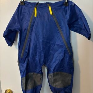 Cloudveil Kids 18 Months Full Body Suit Zip Over Clothes Protector Hooded